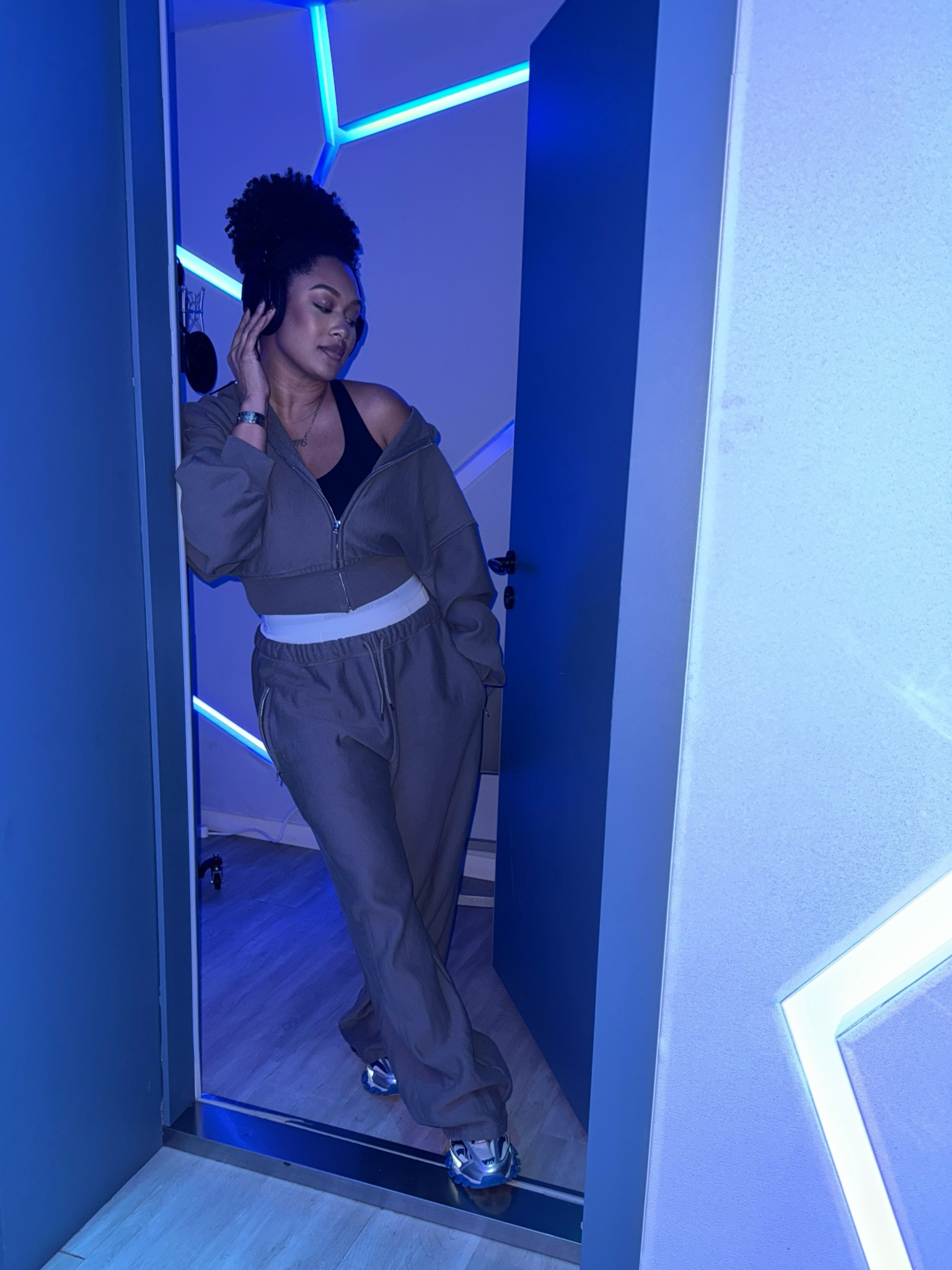 Studio session 🎶

#LTKActive #LTKStyleTip