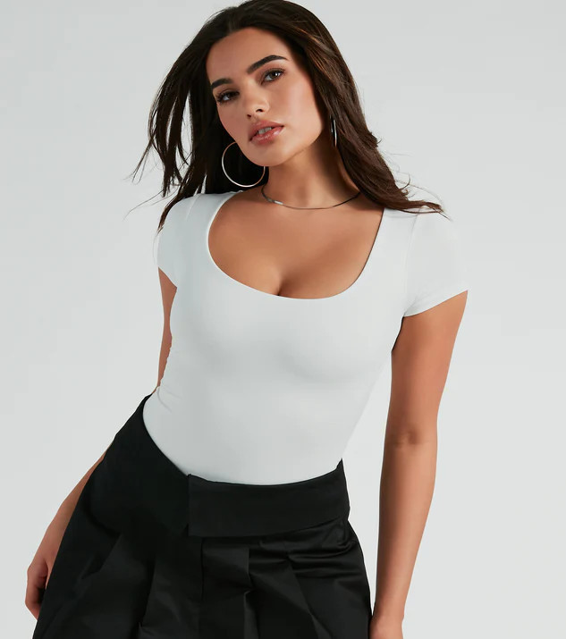 Smooth Silhouette Scoop Neck Short Sleeve Bodysuit | Windsor Stores