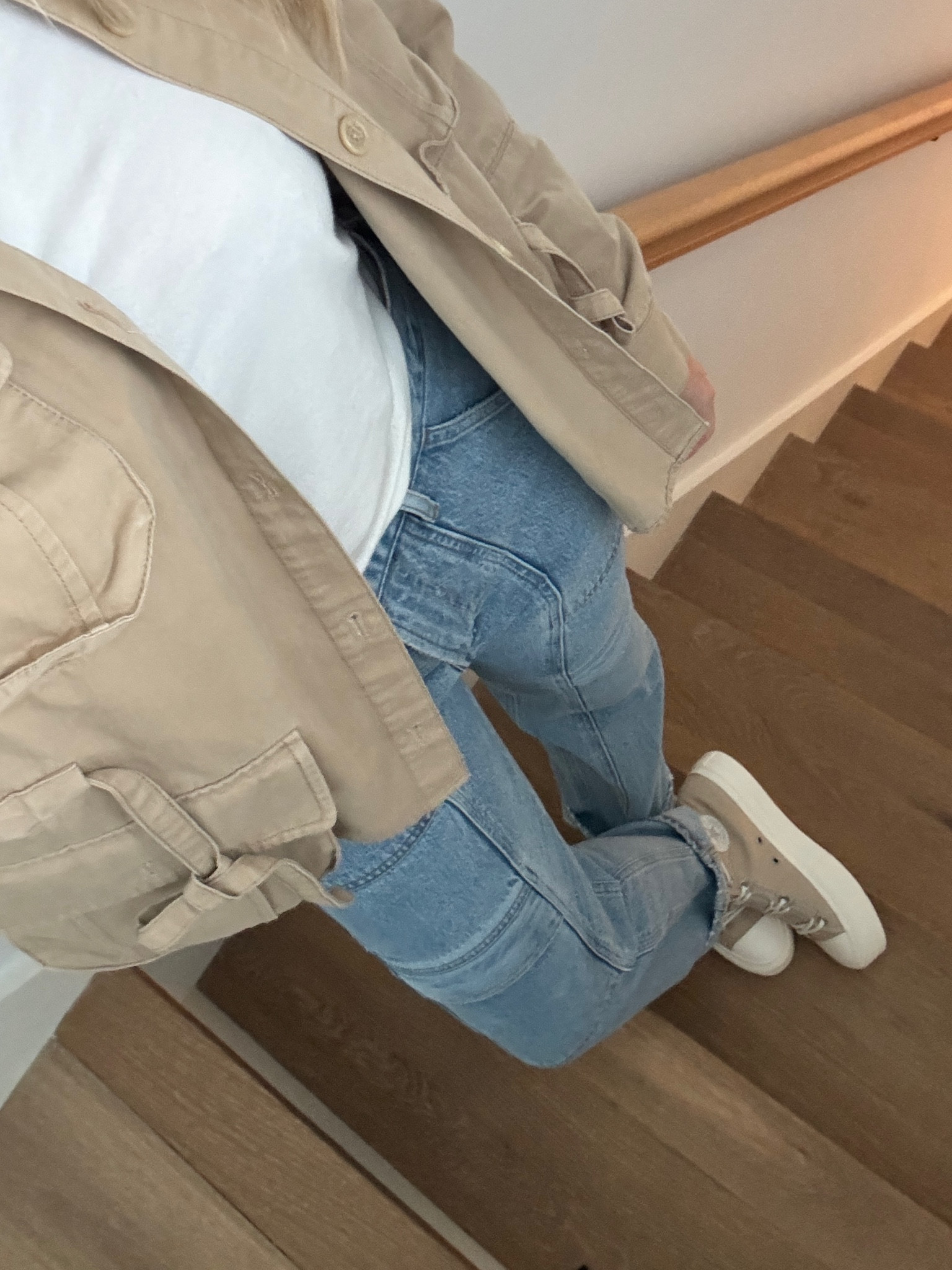 Slowly transitioning into fall 🍂 

Find these pieces on sale at #revolve 

#sneakers #falloutfits #neutralfashion #minimalist

#LTKFallSale #LTKSeasonal #LTKSaleAlert