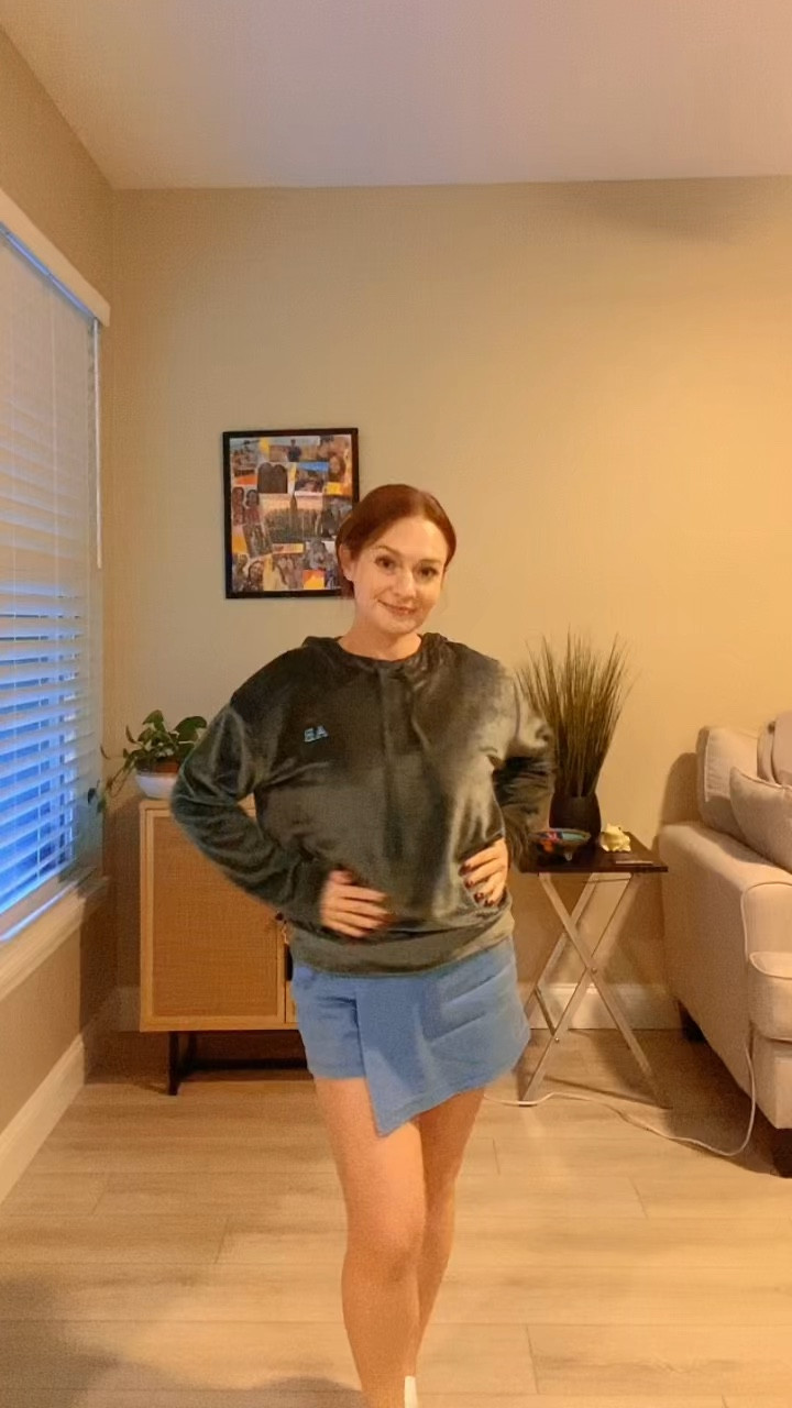 The softest hoodie you’ll ever get! The monogram is a nice touch too! Don’t forget to use ALLYSONJS10 for $10 towards your summersalt purchase! I’m wearing an XS! 

#LTKfindsunder100 #LTKVideo #LTKSeasonal