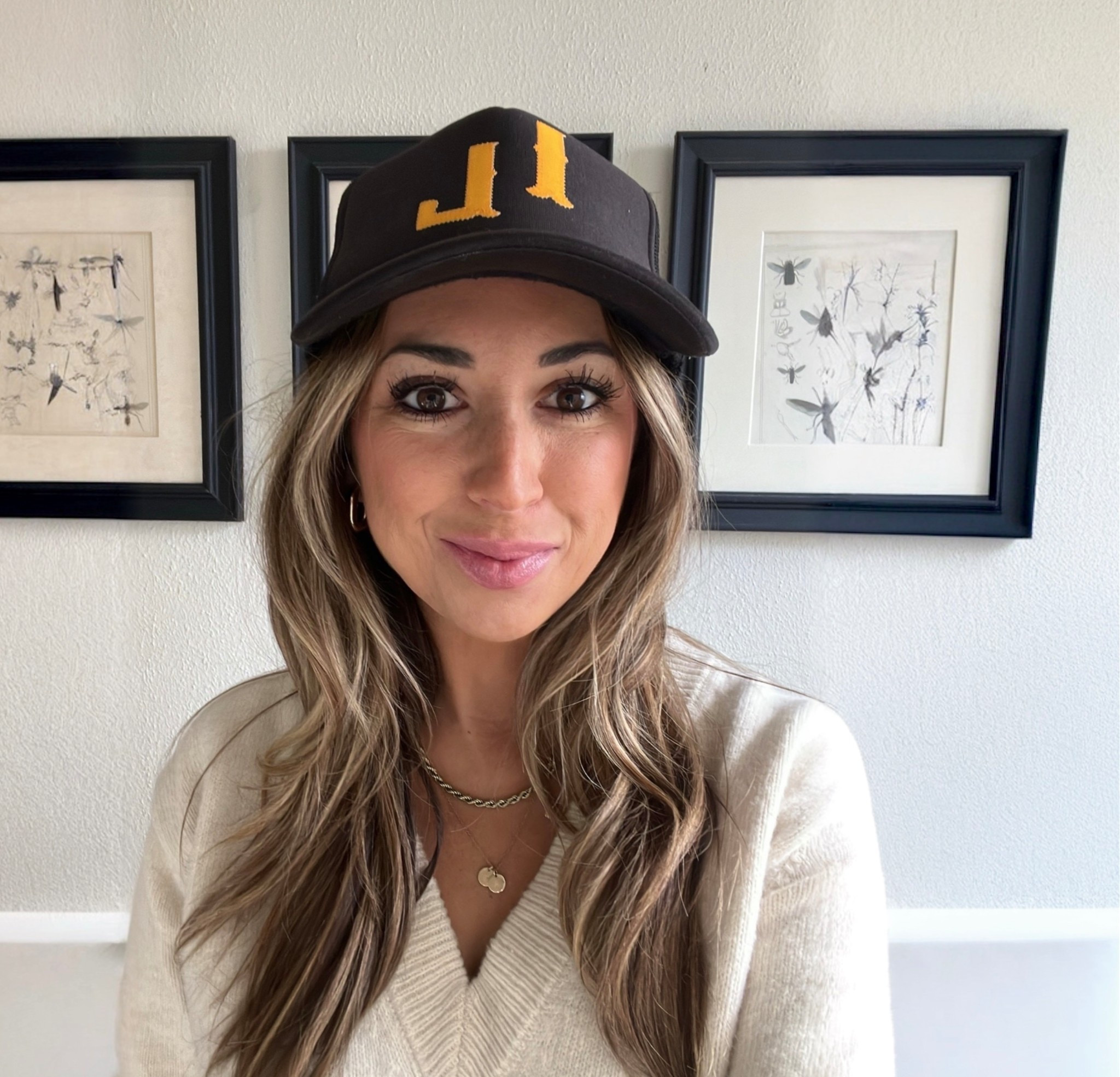 #truckerhat #ascotandhart 

#LTKGiftGuide #LTKStyleTip #LTKootd