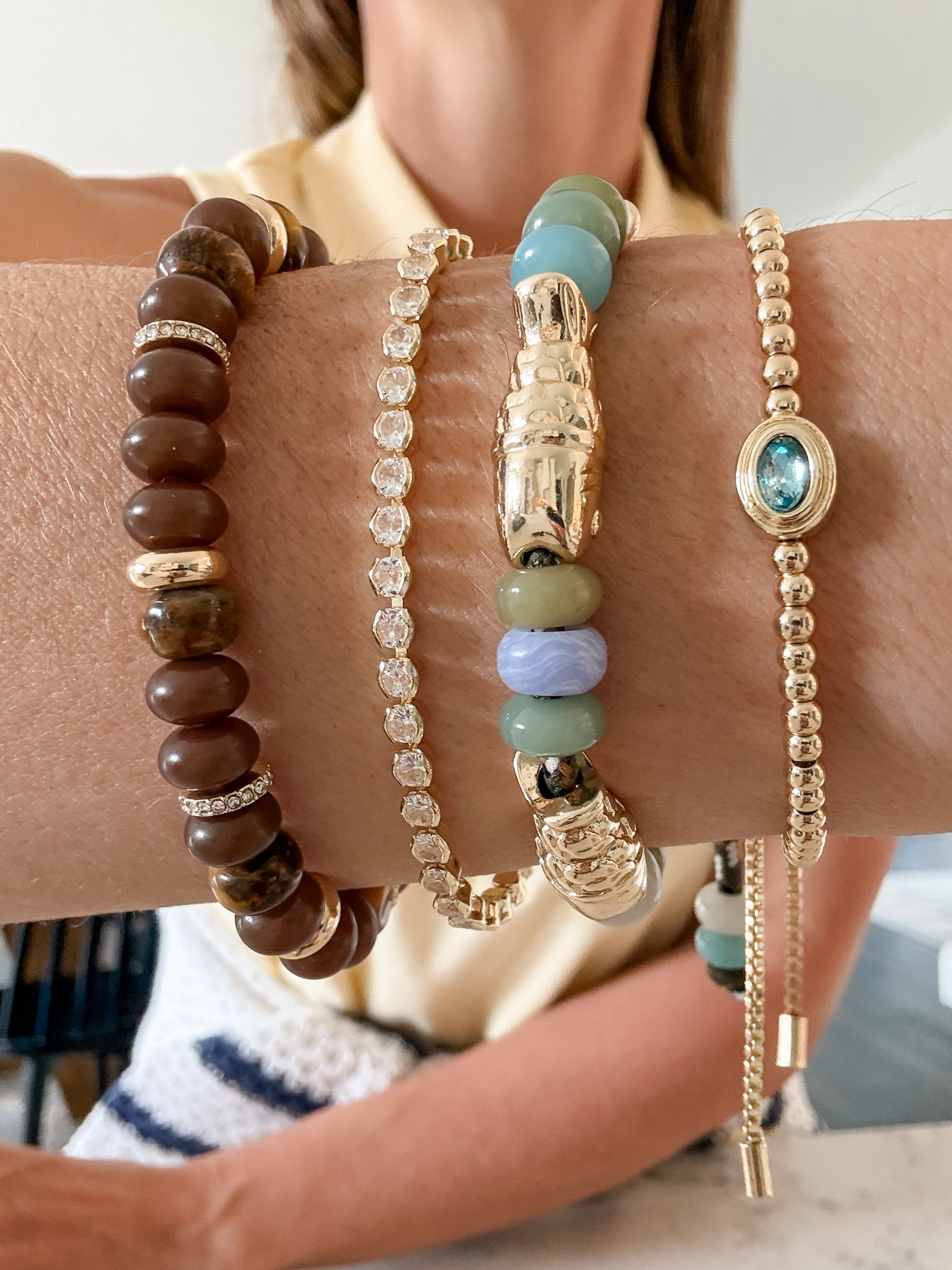 @baublebar

#sale 
#stackingbracelets