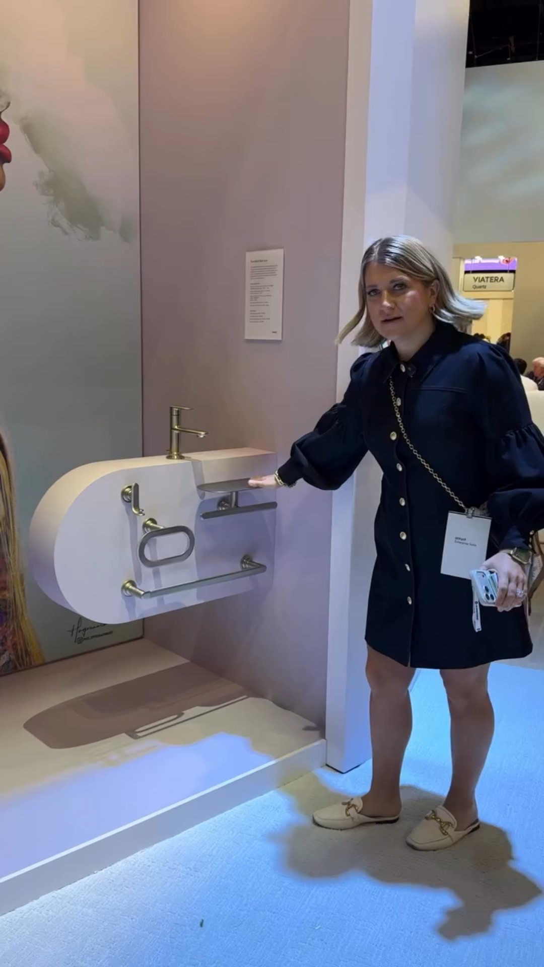 One product, multiple uses. @moeninc #interiordesign #chattanoogainteriors #bathroomdesign #movingtochattanooga #chattanoogaremodel