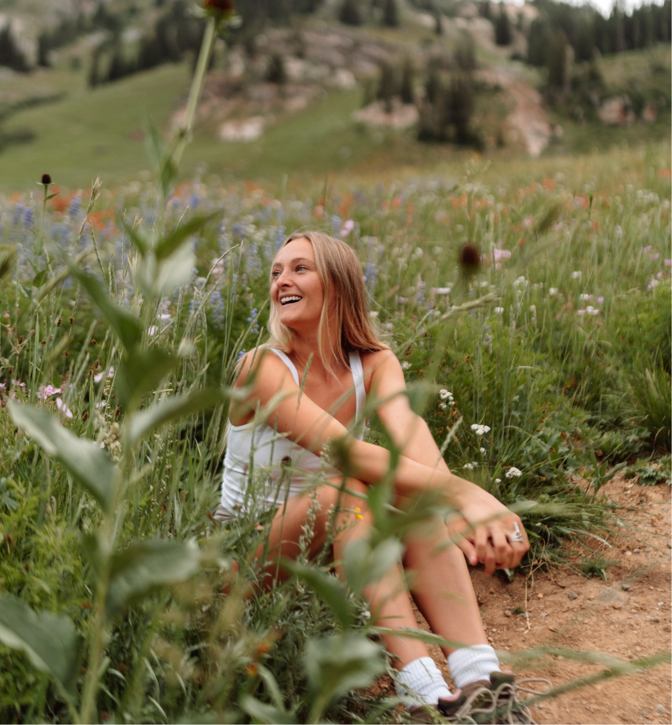 Cecret Lake 🍓🥾🌸

#LTKShoeCrush #LTKSeasonal #LTKActive