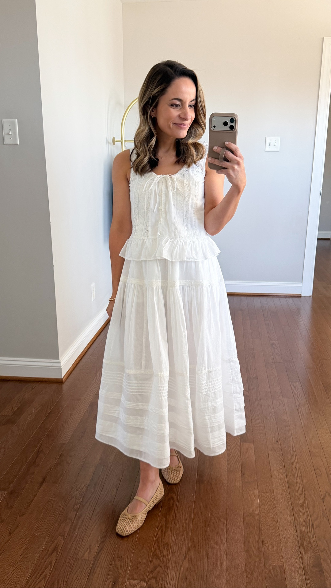 A closer look at the matching top to the boho skirt from Abercrombie. I think it’s cute and will also look great with jeans and shorts. I’m wearing it here in xxs and it easily layers over a camisole for extra coverage of if you’re like me - comfort. 😁 

Skirt: petite xxs 
Shoes: true to size 

My measurements for reference: I’m 4’10” and 105lbs. My bust, waist, and hip measurement is 32”, 24”, and 36”.


#LTKPetite