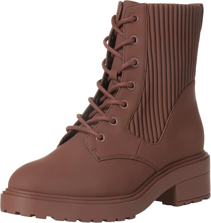 Amazon Essentials Women's Rubberized Combat Boot with Chunky Outsole | Amazon (US)