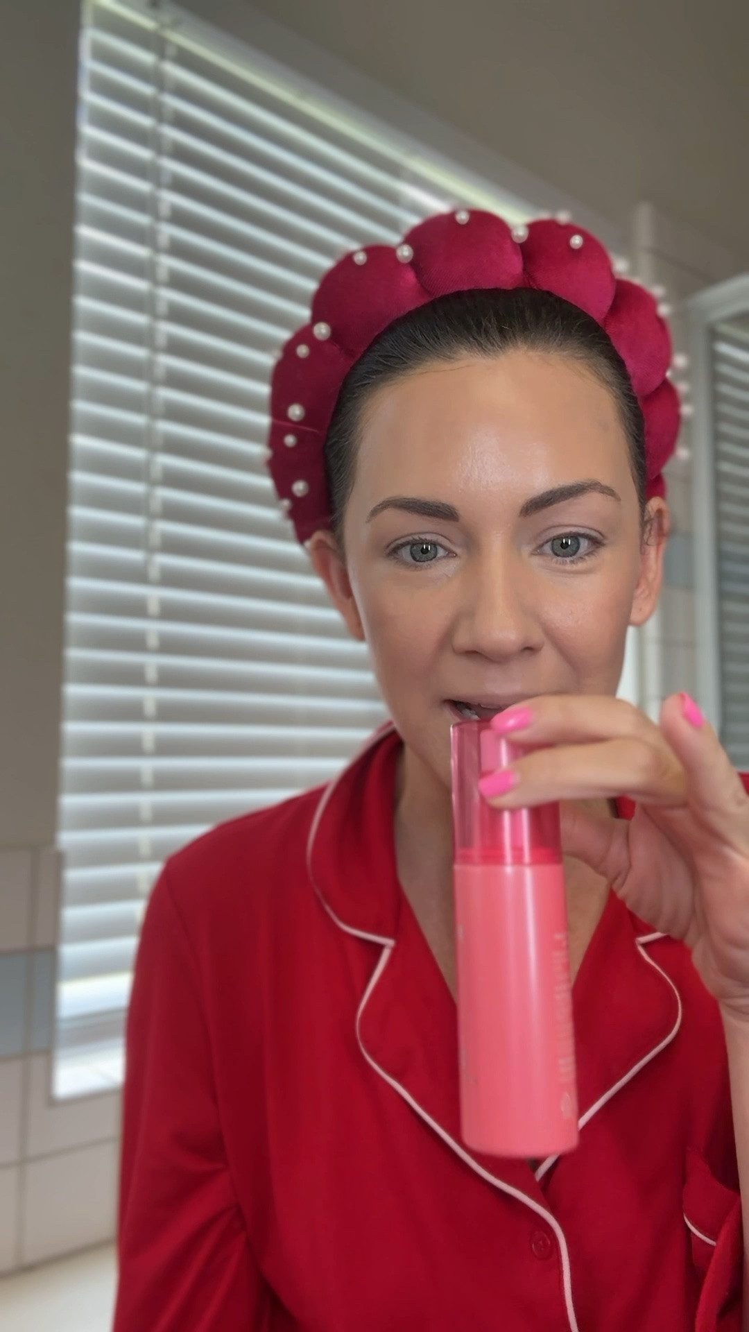 The best setting spray that does it all👏🏻 it’s hydrating but your makeup lasts!!! On Amazon🤩 it’s restocked in the waterproof formula

#LTKmomlife