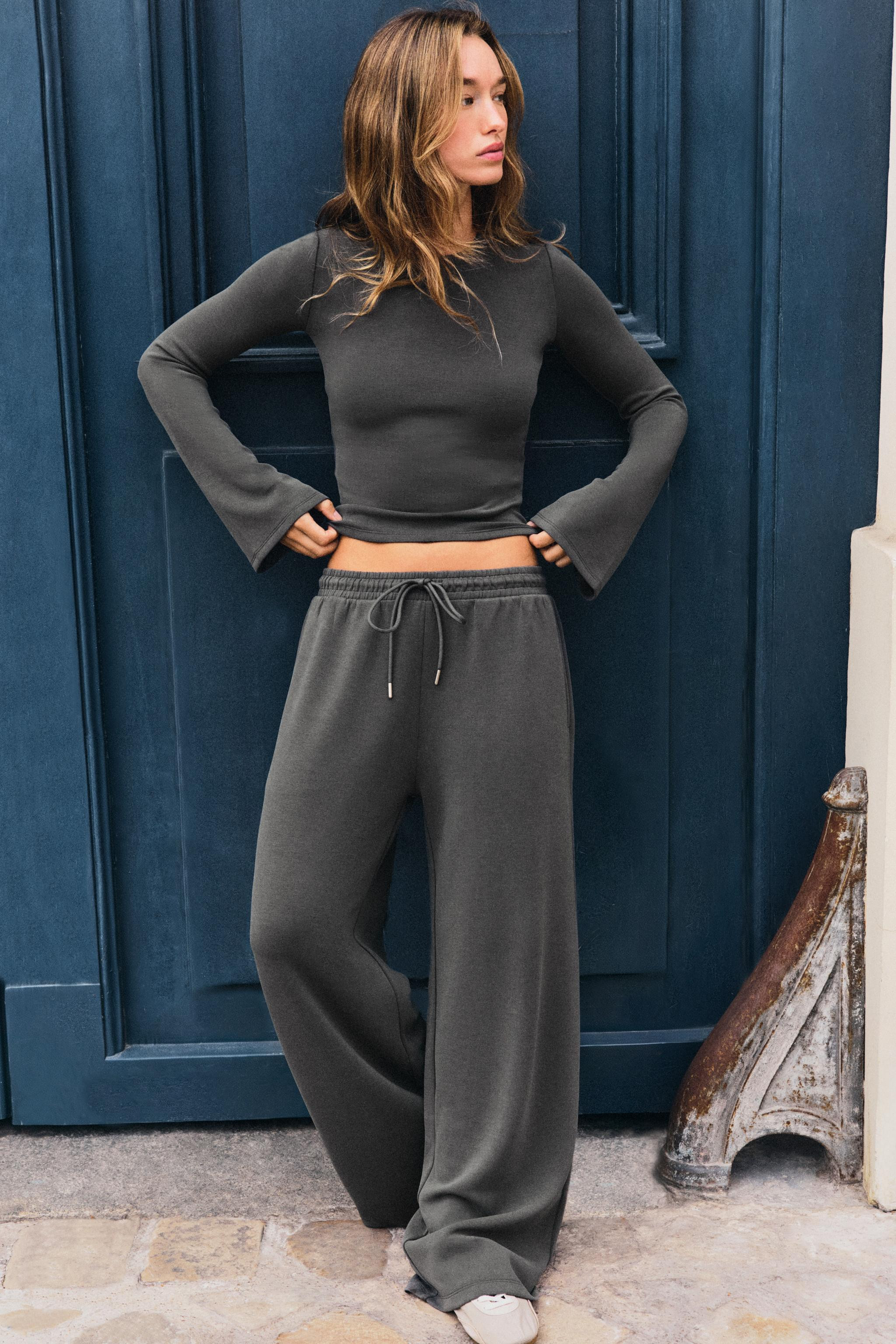 WIDE LONG SLEEVE T-SHIRT | Zara UK