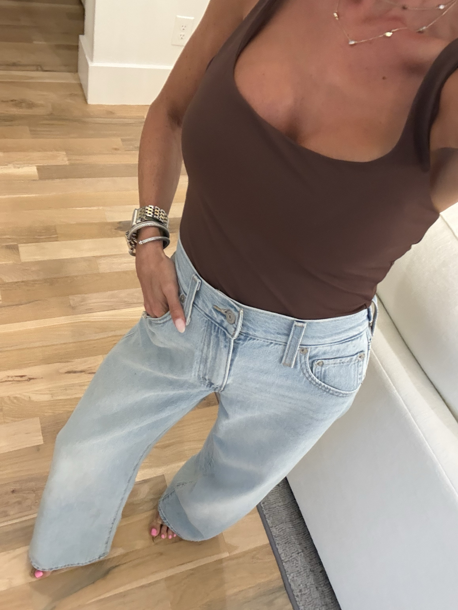 Spring outfit wide leg comfy jeans 23 Levi’s adjustable jeans 

#LTKSaleAlert #LTKPetite