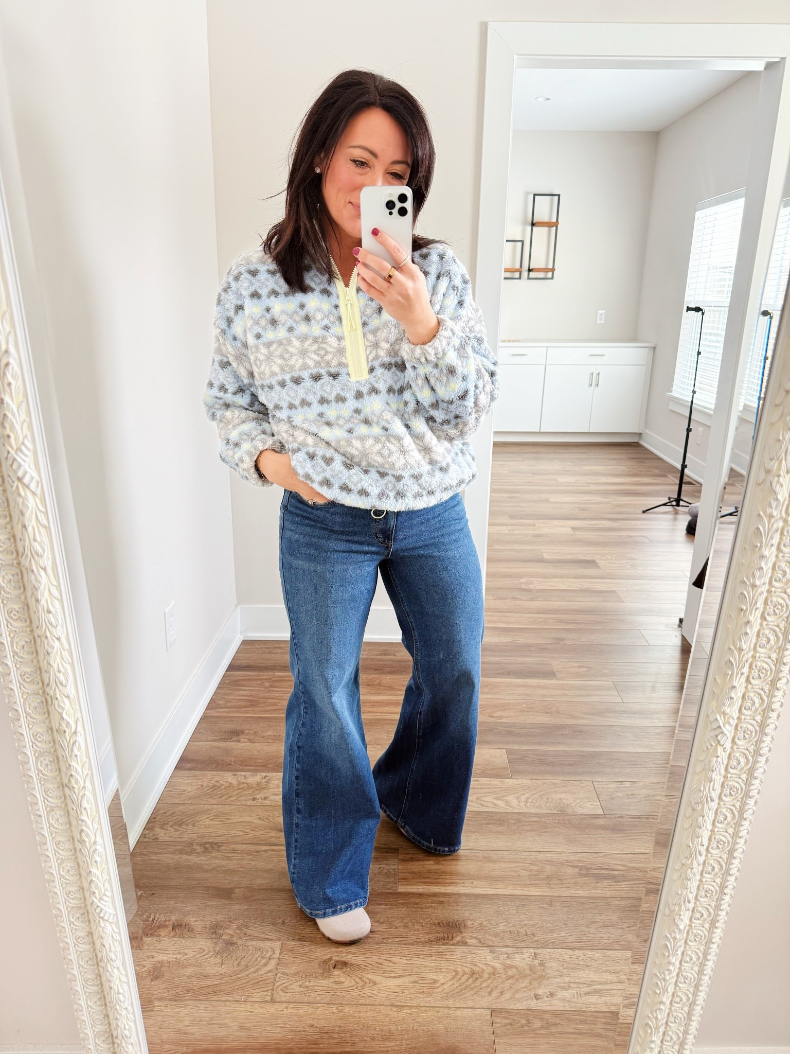 WALMART HAUL 
• large fleece
• size 6 denim 


#LTKootd #LTKGiftGuide #LTKHoliday