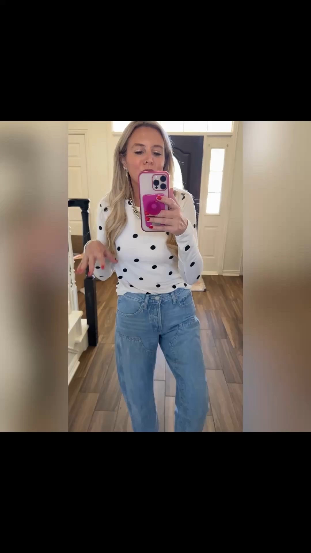 This is the cutest polkadot top. It comes in other colors wearing an extra small jeans or a size 2 


#LTKSeasonal #LTKgrwm #LTKootd