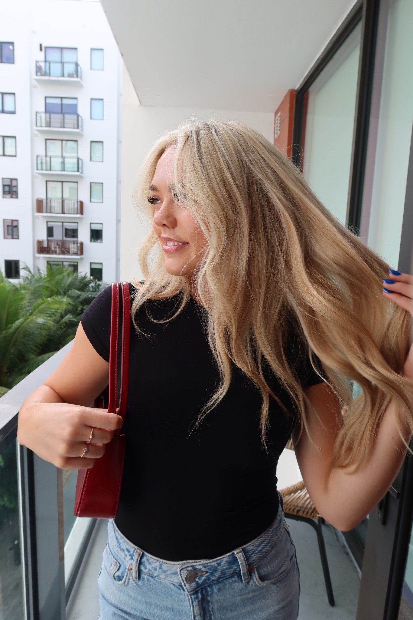 Just found the cutest pop of red on Amazon and I’m obsessed 😚❤️
This little bag instantly elevates any outfit and she’s so affordable it feels illegal lol 🤭✨
Obsessed with pairing her with neutrals for that effortless “holiday chic.”

Linked the whole outfit + bag 💗
#LTKHoliday #AmazonFinds

#LTKSeasonal #LTKHoliday #LTKFindsUnder50