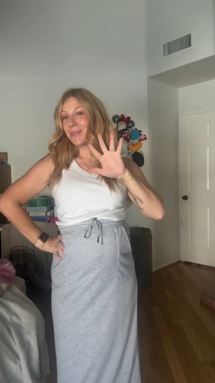 They say you pop faster with your second pregnancy, and I can confirm 🙃

Once my other clothes stopped fitting right I knew I had to run to @pinkblushmaternity like I did my first pregnancy! Their clothes literally grow with you and are perfect for every trimester, including the 4th! 🤰🏼 

#prettyinpinkblush #pinkblushmaternity, #pbambassador #gifted #sponsored
Pregnancy pregnancy clothes maternity