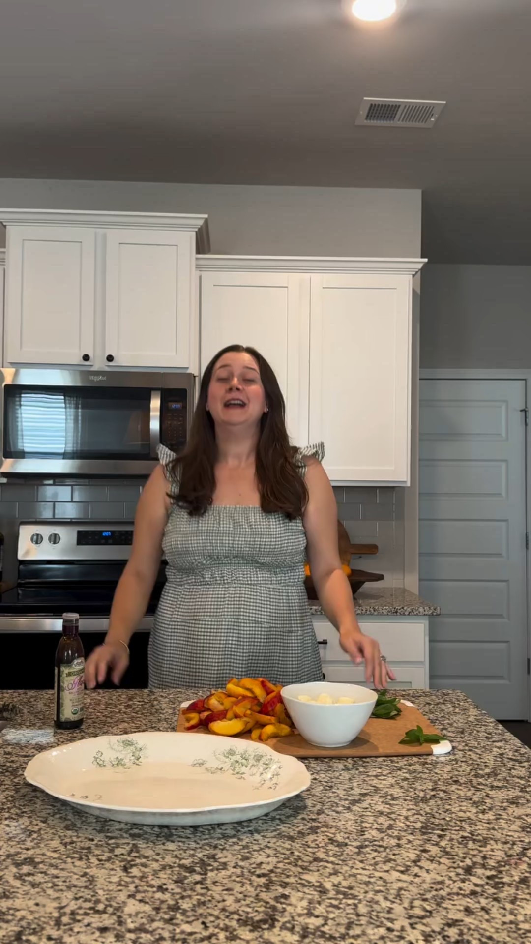 It’s officially peach season in Georgia 🍑  #gathertogether #thejoyingathering #summersalad #peachcapresesalad #peachcaprese