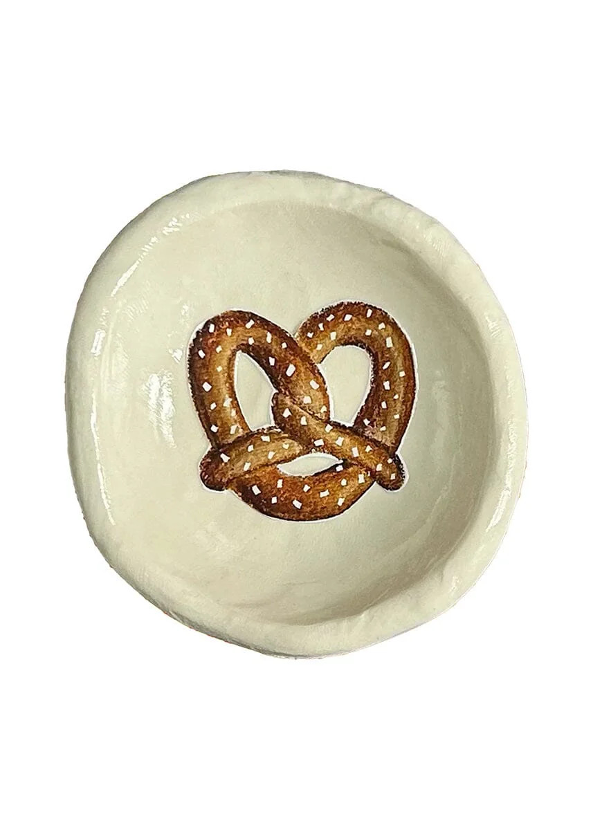 Pretzel Dish | Alice & Wonder