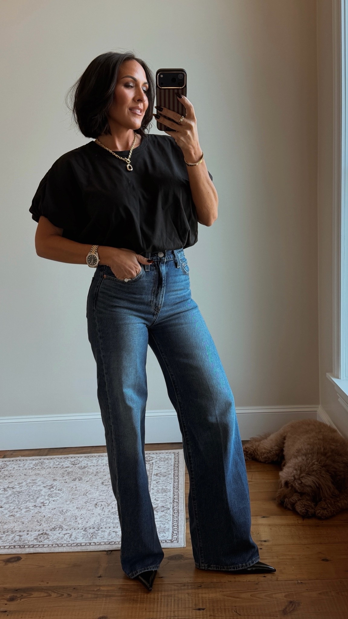 Love this tee

In an xs 
25 in jeans