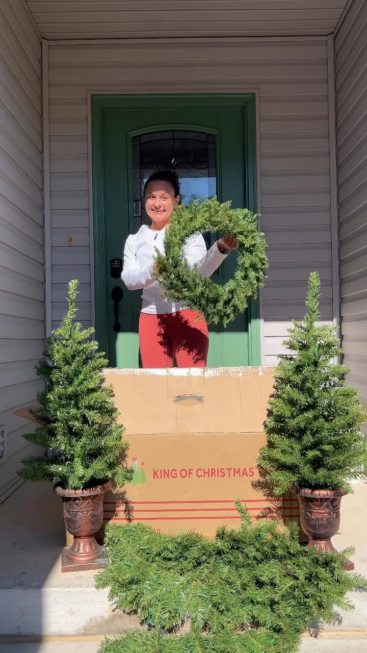 It’s officially the Holiday season, and I couldn’t be more excited!🎄😁

The Yorkshire Fir Collection 4-piece set from @kingofchristmas brings the perfect festive touch to my front porch, each piece comes pre-lit with LED lights, making it super easy to setup and enjoy! 🎄

Christmas decor.

#LTKHoliday #LTKCyberWeek #LTKSeasonal