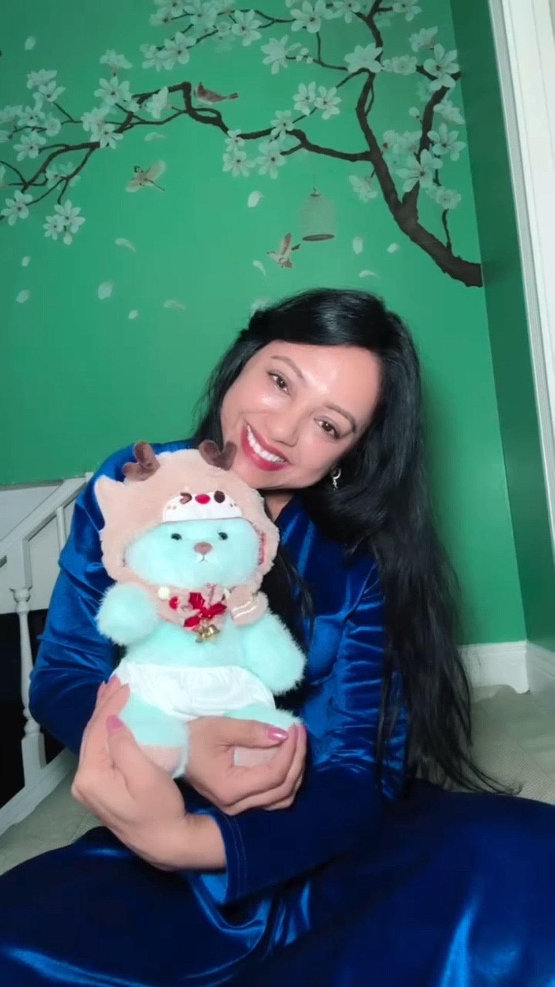 Christmas is just around the corner, check out little teddys new holiday clothing 
This is my second teddy and I love how plush and soft teddy is. I love their Christmas collection.
I got the Reindeer cape  hood with antlers and an adorable face
Teddy comes in two sizes 12 inches and 6 inches you can also choose the hair length and accessorize your holiday Teddy
Cuddle buddy for life 

I’m sharing the link shop today and use the discount code 
🚨discount code is: rjkunjan20

Link 

https://www.teddyhuggy.com/products/teddy-bear-christmas-reindeer-cape-12-inch?variant=42785286488273

#LTKGiftGuide #LTKHoliday #LTKFindsUnder100