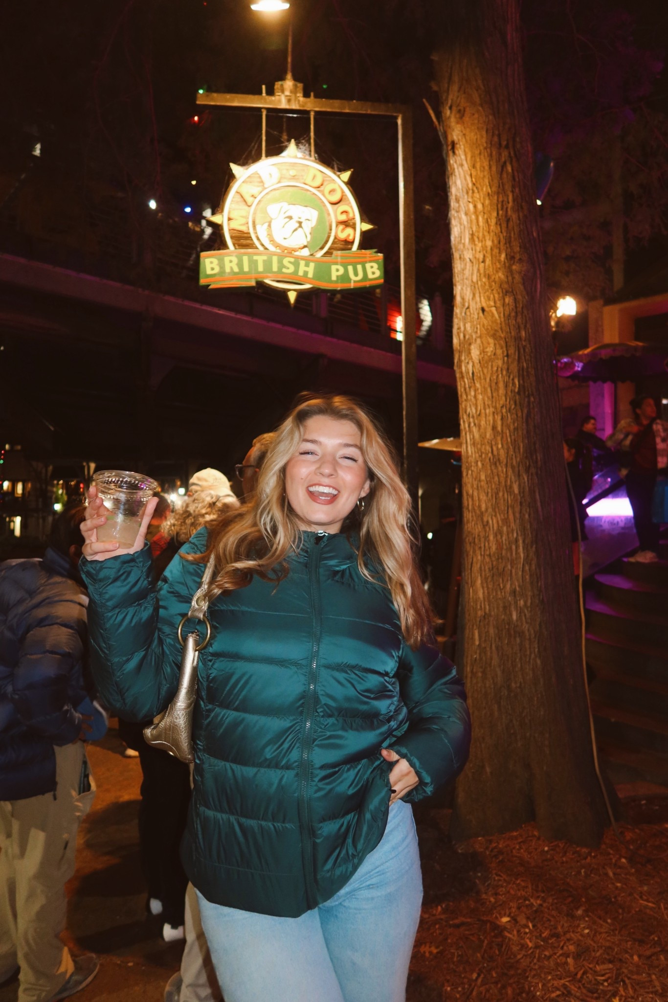 The cutest green puffer is currently on sale!🏷️

#LTKootd #LTKSeasonal #LTKHoliday