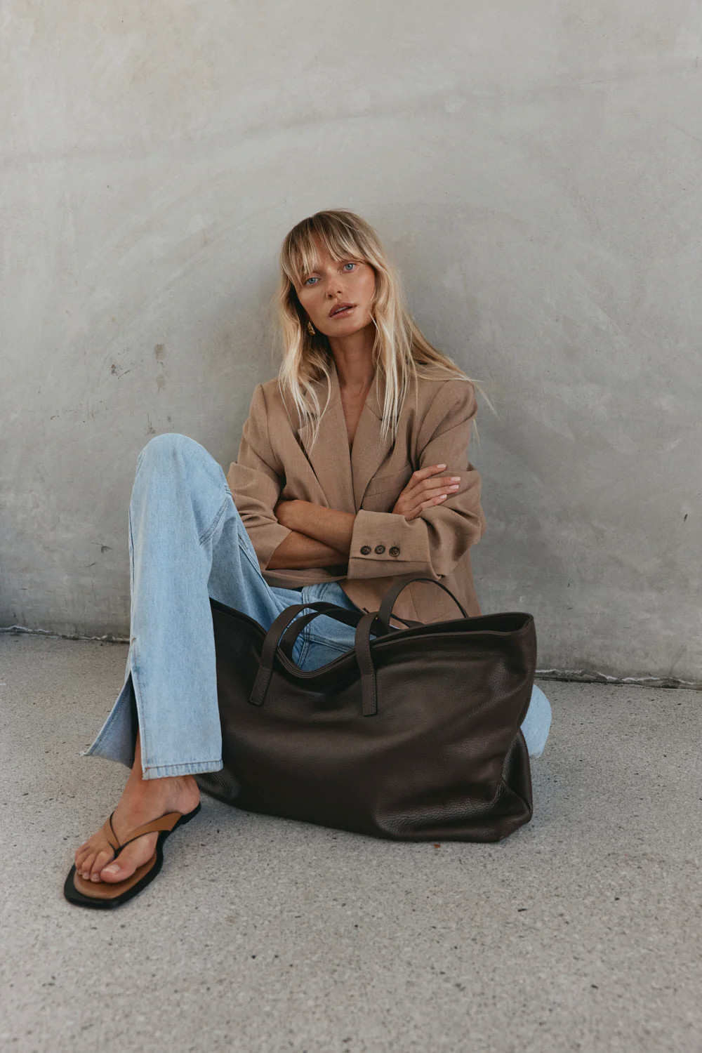 Mia XL Dark Chocolate Leather East West Slouchy Tote | VESTIRSI