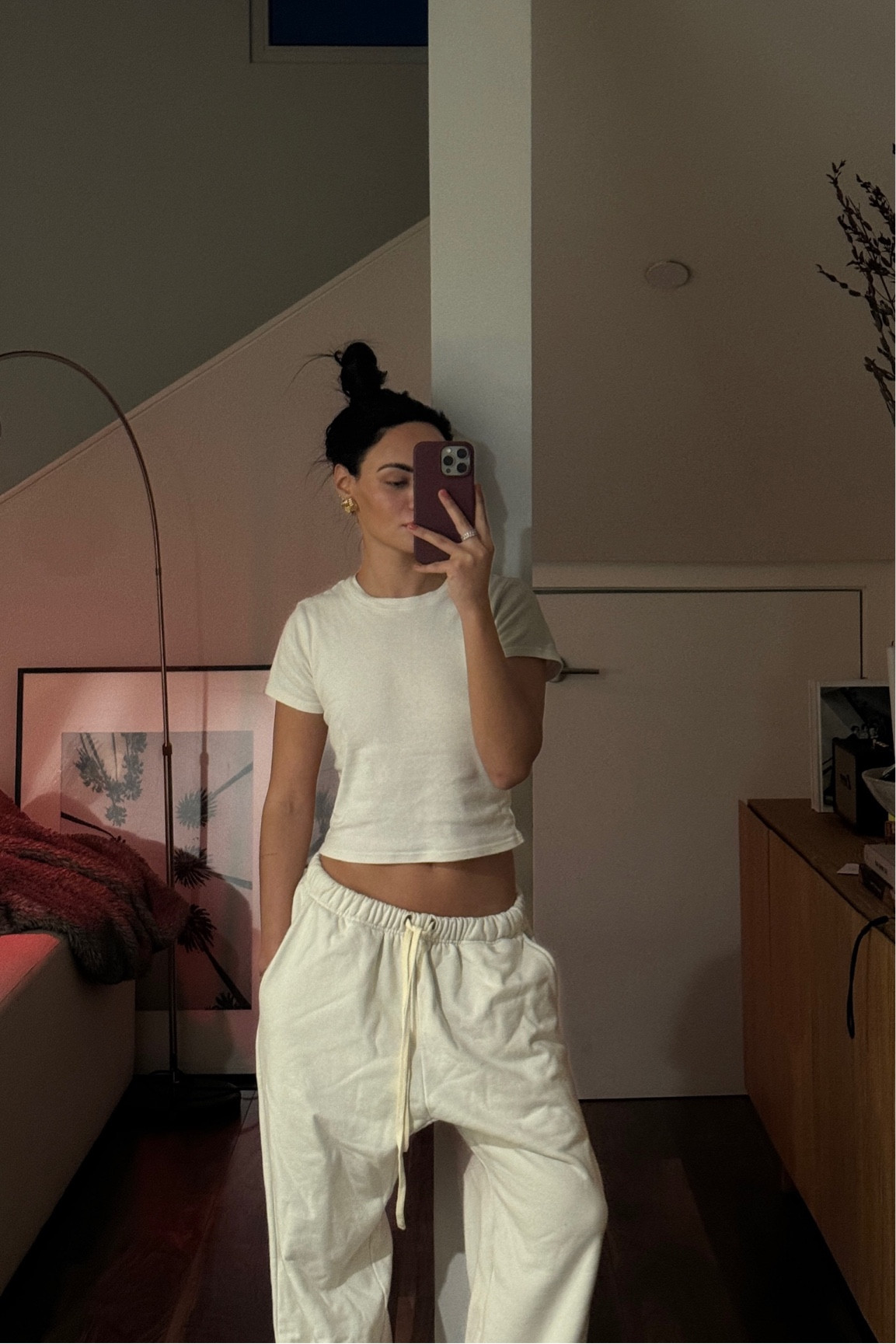 Elwood baby cropped t, white sweatpants 

#LTKfindsunder100 #LTKSeasonal #LTKSpringSale