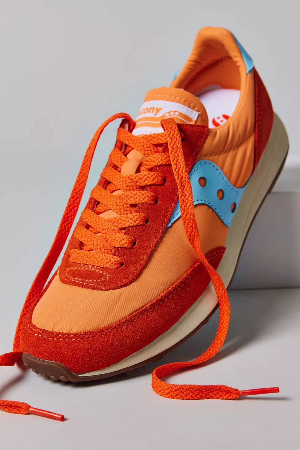 Saucony Women's Trainer 80 Retro Sneakers | Urban Outfitters (US and RoW)