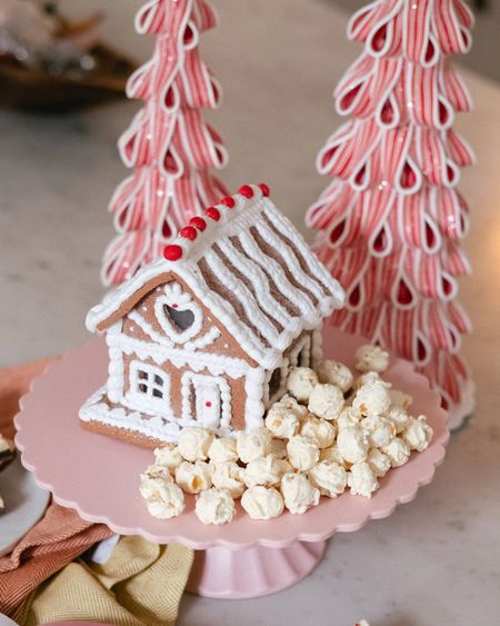 Gingerbread houses are my latest love! From ornaments to glittery villages, I’ve pulled my favorite together. 

#LTKhome #LTKSeasonal #LTKHoliday