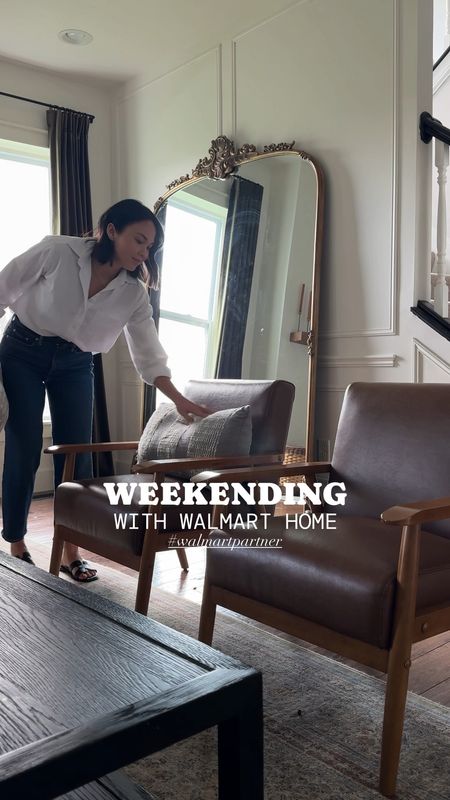 It’s gonna be a beautiful spring weekend, and we are SO ready to enjoy it at home with good food and good people ☀️ I’m loving our new beautiful @walmart home pieces, and you can shop them all here! CHEERS! #walmartpartner #walmarthome 

Pillow, picture frame, chips and dip tray, serving tray, lazy Susan, drinking glass, sandals 



#LTKparties #LTKhome #LTKstyletip