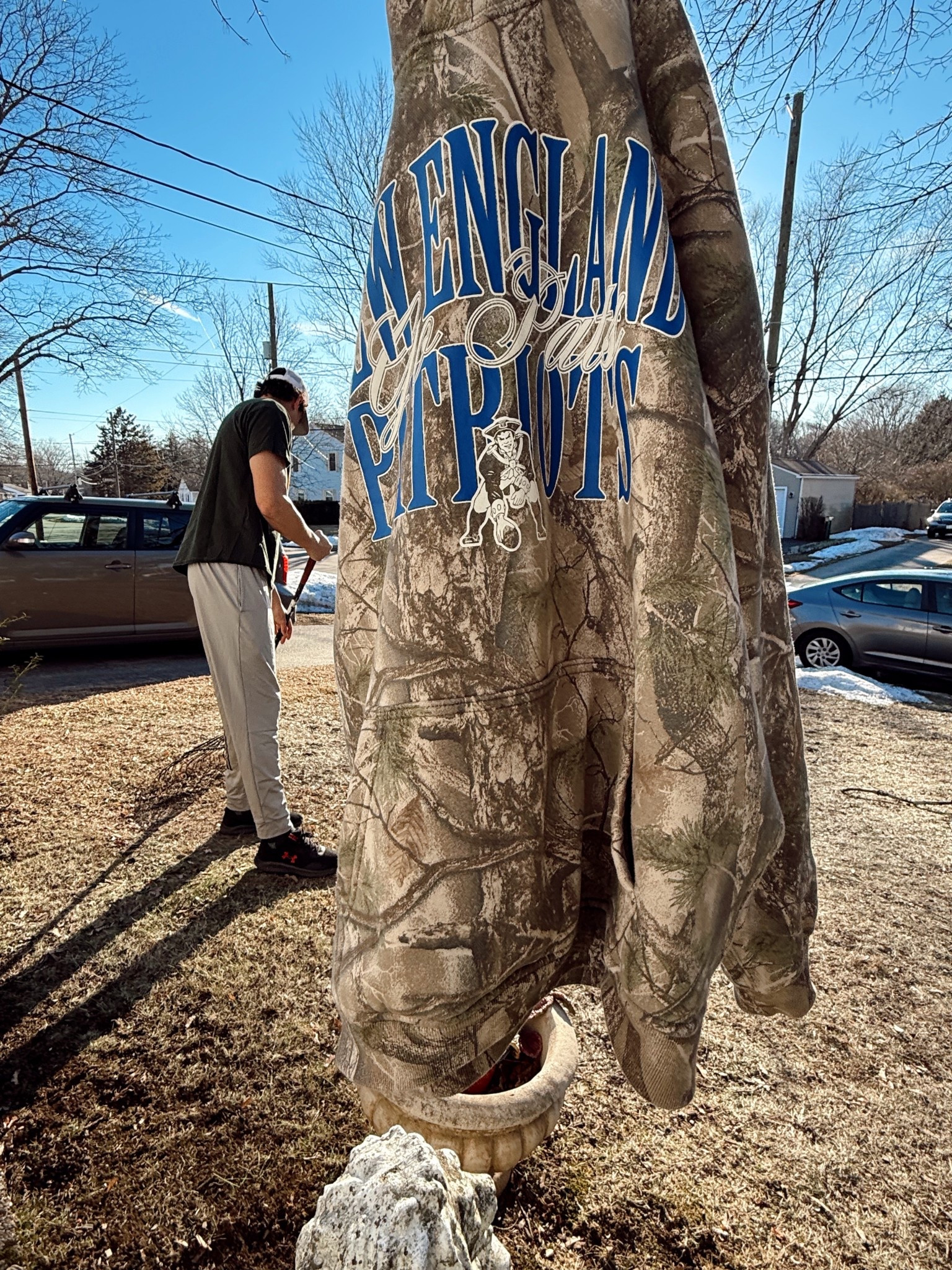 Abercrombie has the most comfortable hoodies hands down😍

#abercrombie #spring #springoutfit #hoodie #cozyoutfit #football #patriots

#LTKSeasonal #LTKootd #LTKSpringSale