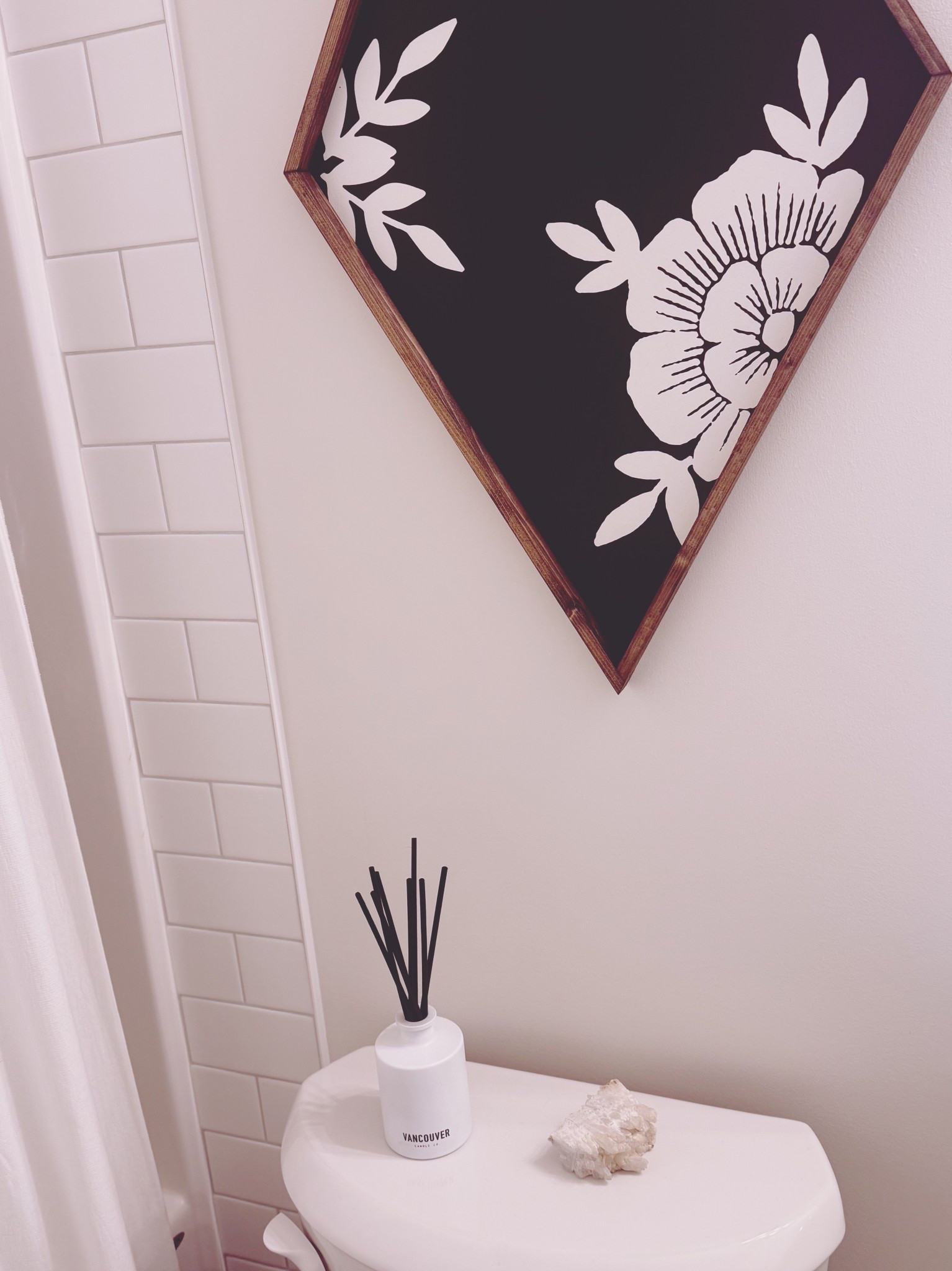 Bathroom decor feat the best smelling diffuser 🐻✨

#LTKstyletip #LTKcasa #LTKcanada