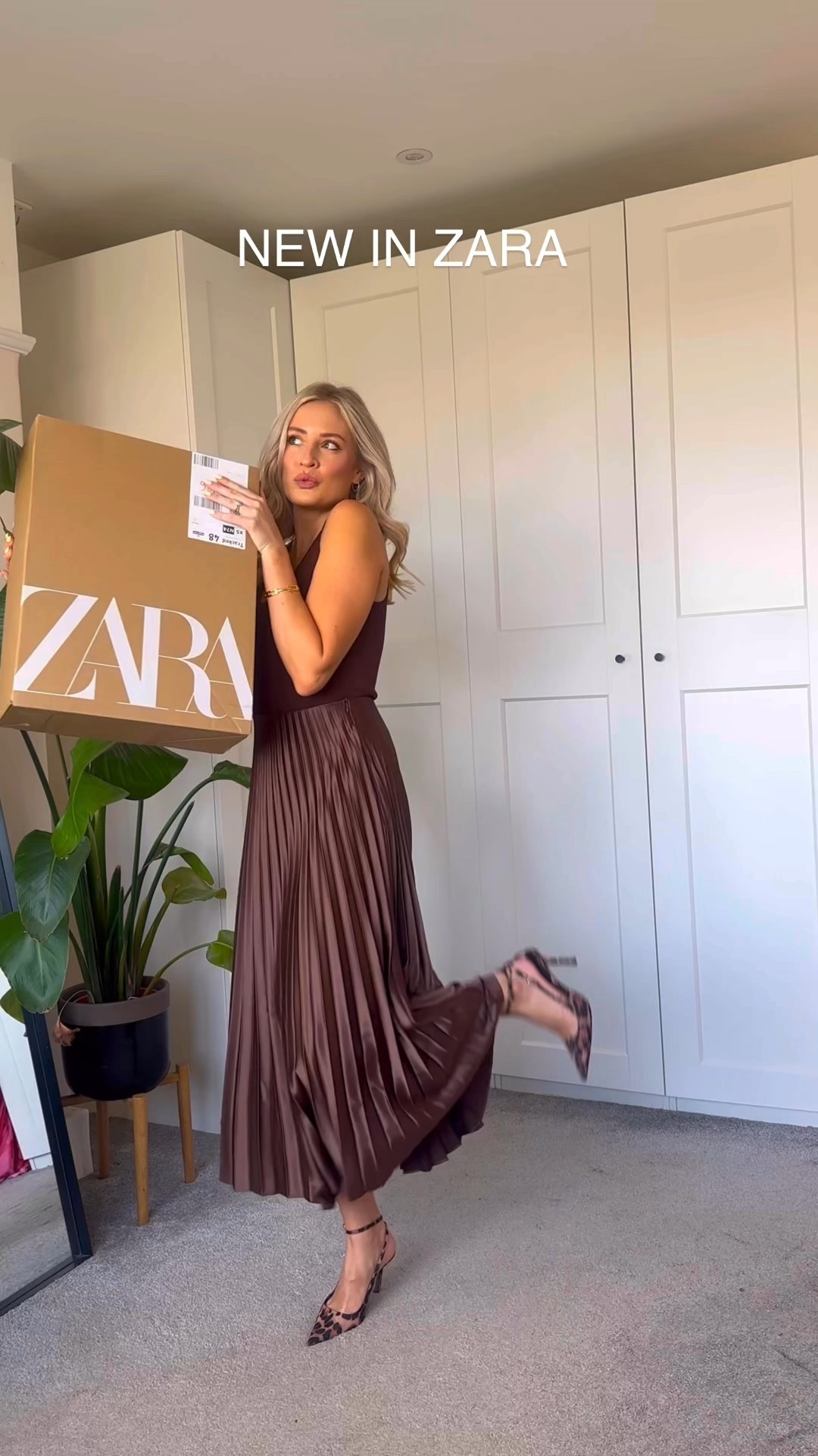 New in ZARA!! The summer inspo starts here 😍😍

Holiday outfits, Zara new in, Zara summer, summer outfits 