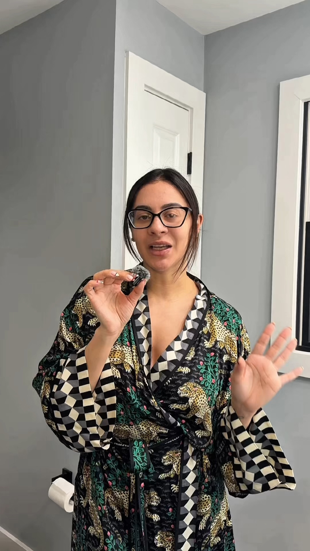 Get ready with me for date night and Flamingo 

#LTKvlog #LTKselfcare #LTKootd