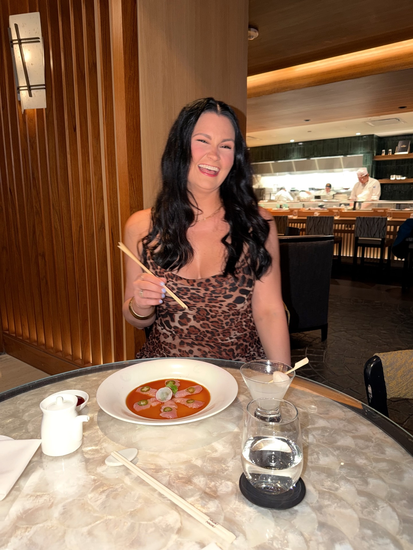 Two words: yellowtail jalapeño 🙂‍↕️🌶️🍣 (our date night at @nobuparisvegas was unreeeeal)

—
Las Vegas, Nobu in Las Vegas, Where to eat in Las Vegas, Las Vegas food, Restaurants in Las Vegas, Date Night in Las Vegas, Nobu restaurants