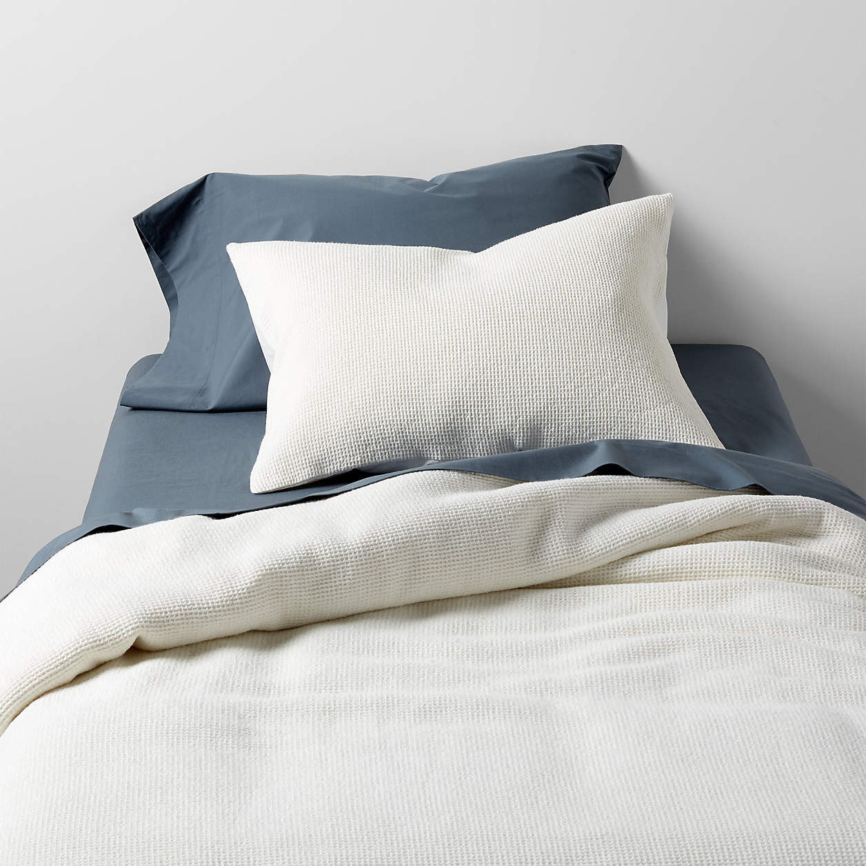 Scoop Cream Waffle Weave Organic Cotton Kids Twin Duvet Cover + Reviews | Crate & Kids | Crate & Barrel