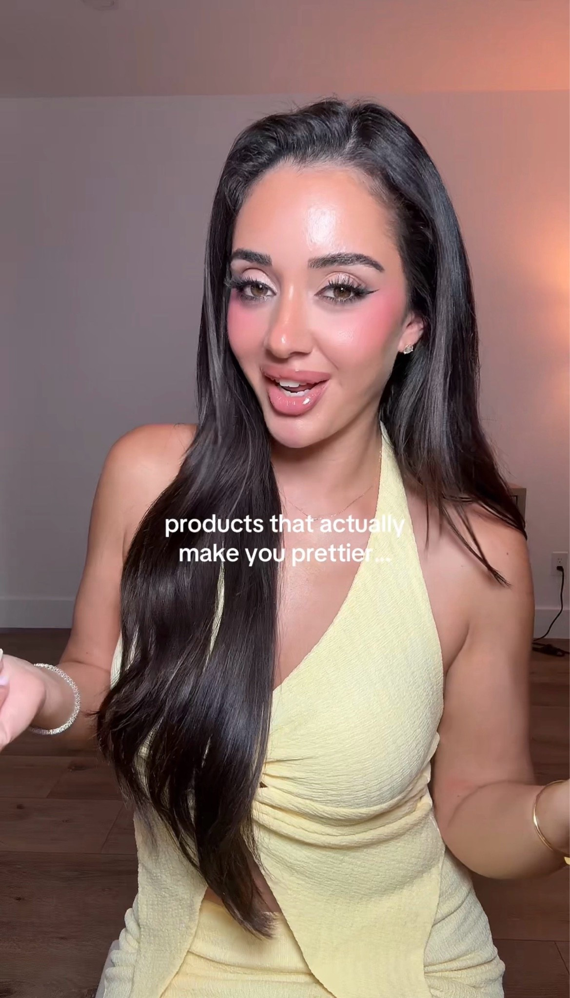 my recent beauty favorites that make you prettier 🫶🏼✨ @Kosas @Anastasia Beverly Hills @rhode skin @Sky Organics @Charlotte Tilbury @Kérastase @Rare Beauty @Makeup By Mario 
#beautytips #glowup