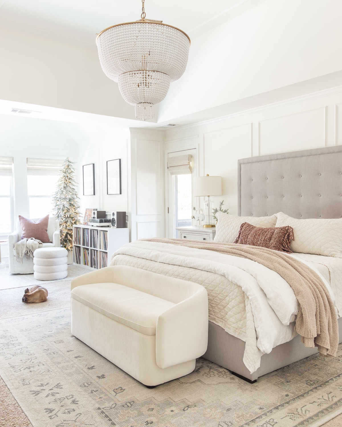  Bedroom decor and vinyl record listening setup in the sitting era 

#LTKHome #LTKSeasonal #LTKmomlife