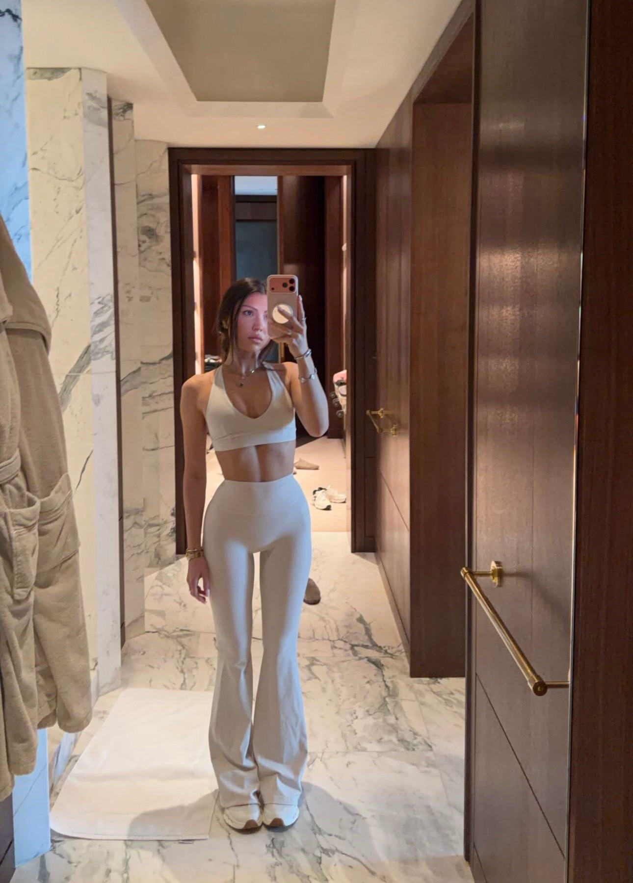 For the gym session today, I’m wearing this cute activewear set 🩰

#LTKuk #LTKtravel #LTKpetite