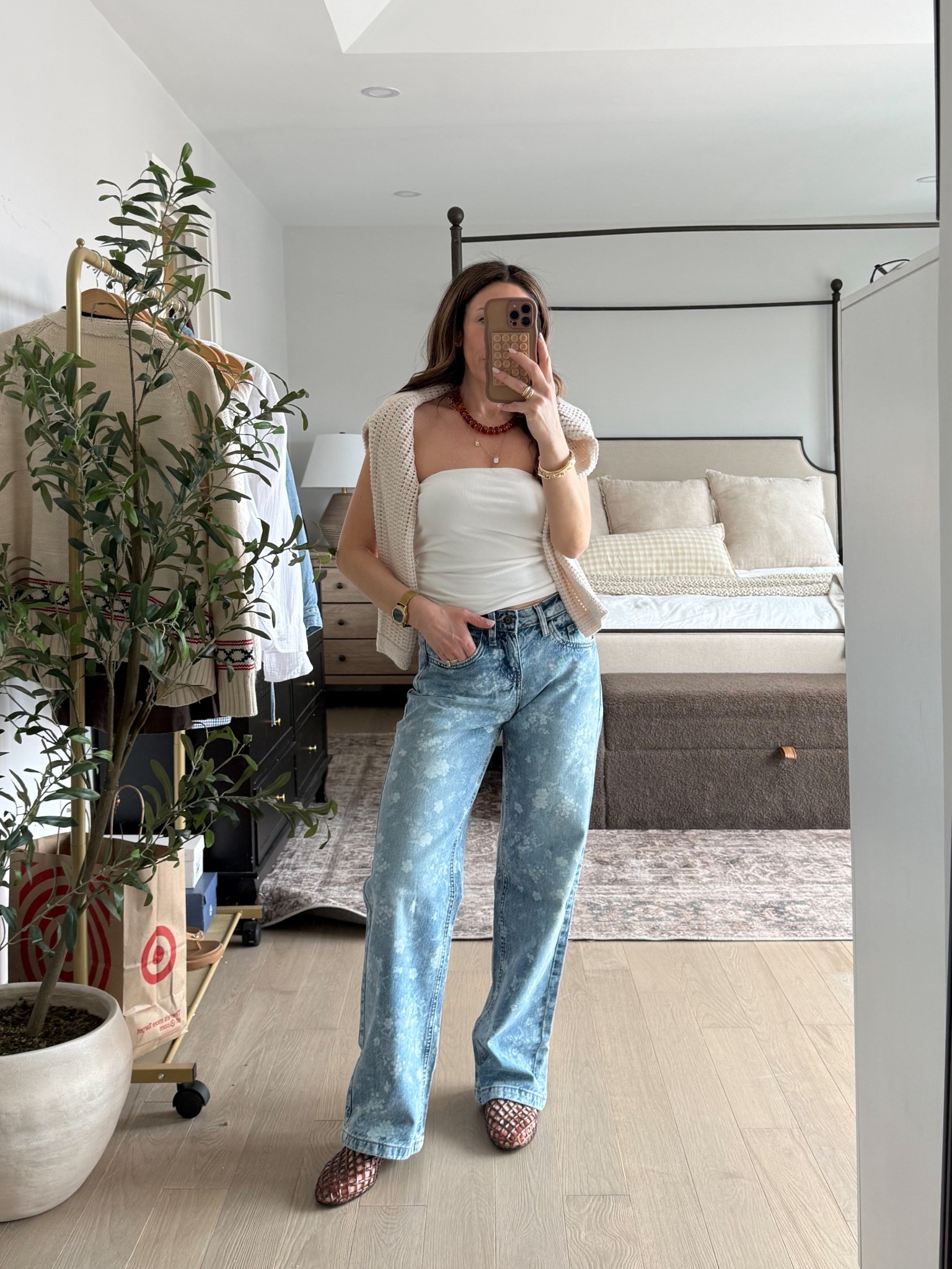 The cutest printed jeans. I’m wearing size 0 But should have done the 2.
Target style


#LTKSeasonal #LTKPetite #LTKgrwm