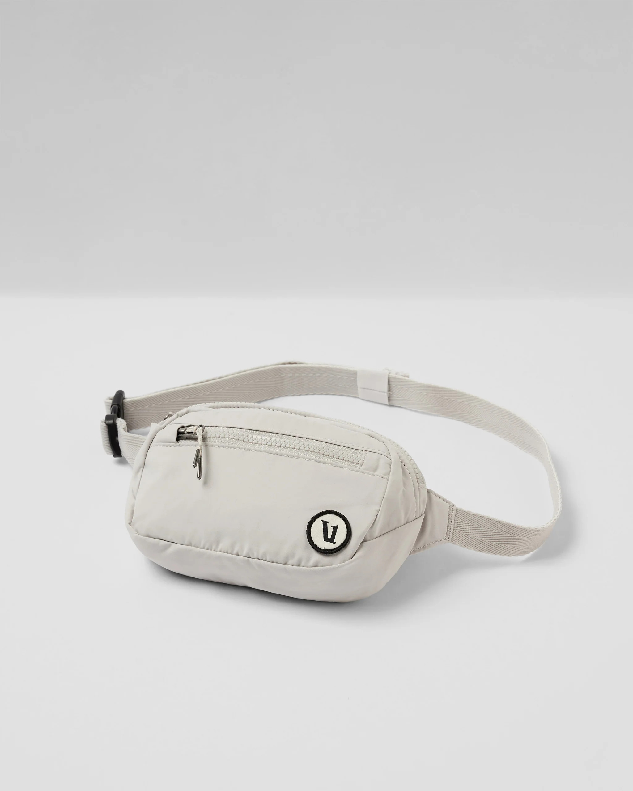 Vuori Hip Pack | Salt Hip Pack | Vuori Clothing | Vuori Clothing (US & Canada)