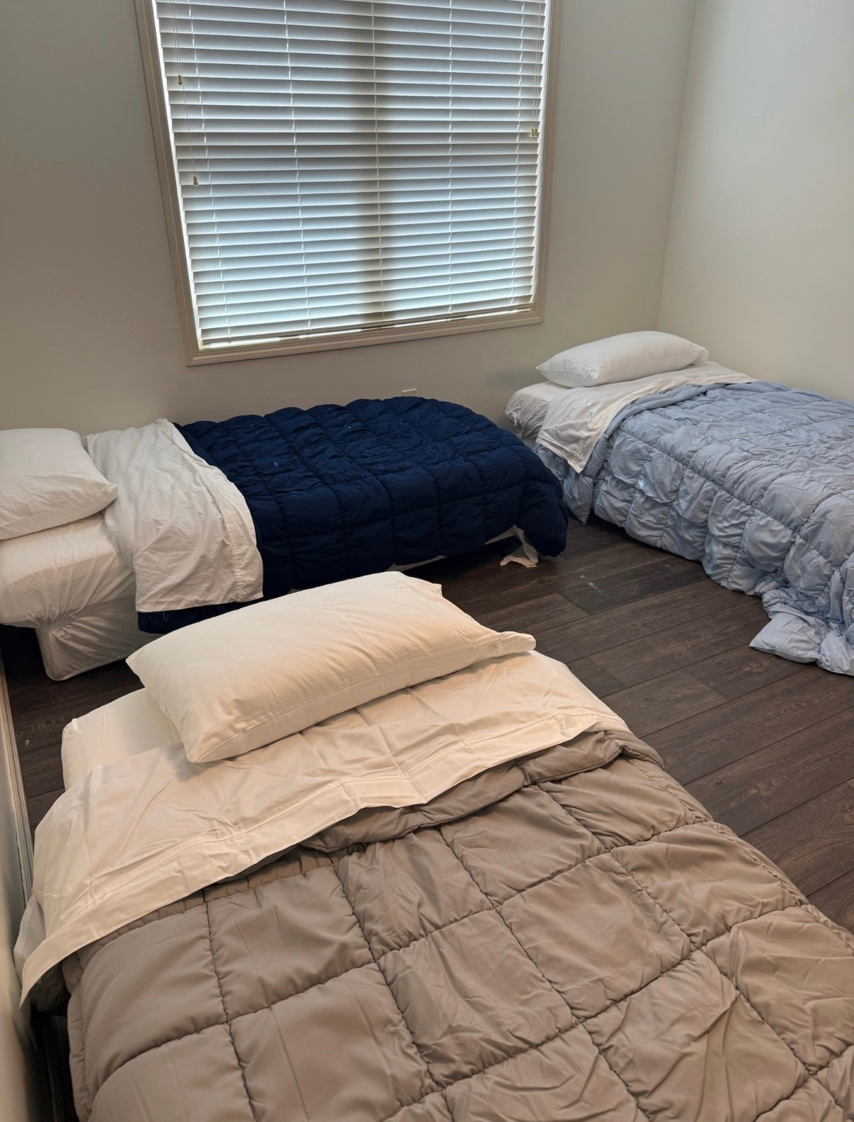 You guys these guest beds were SOOO comfy as said from my recent guests! Love that these are so storage friendly and just fold right up.





travel essentials, hosting, hosting essentials, home hosting, guests, party favs, storage favs, home favs, target finds, amazon finds

#LTKHome #LTKOver40 #LTKdayinmylife