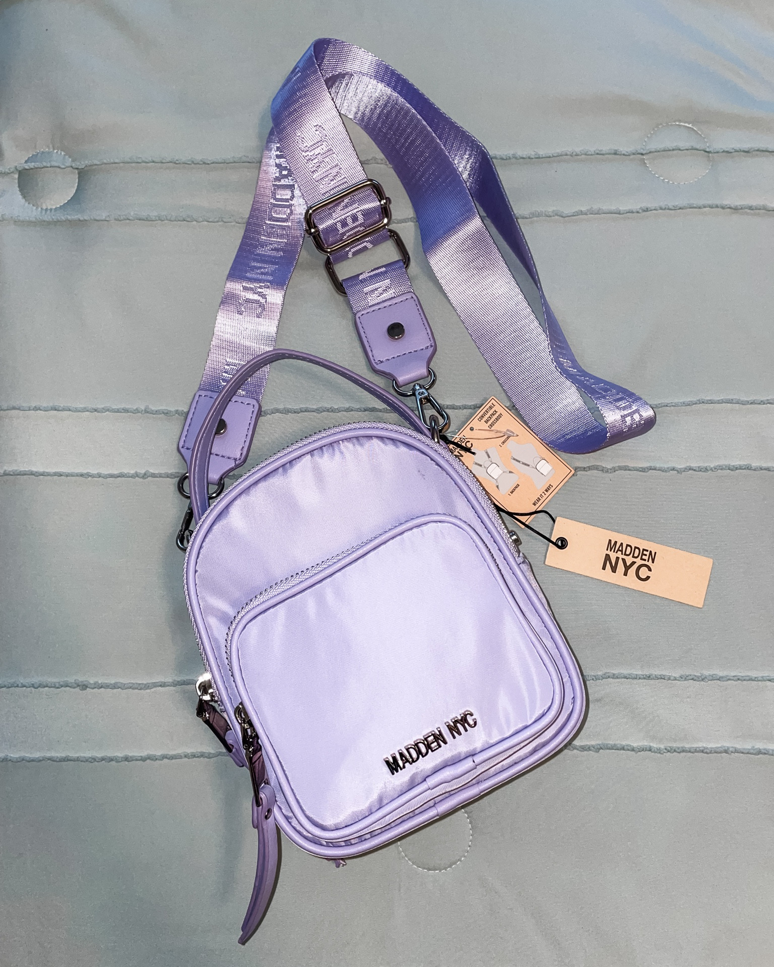 Super cute bag for summer or just a pop of color for any outfit!

#LTKfindsunder50 #LTKstyletip #LTKbeauty