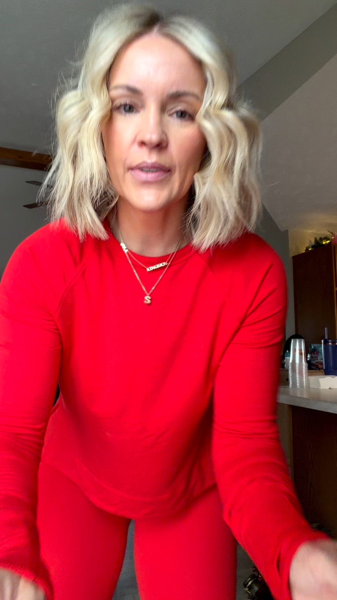 My favorite red!!! ❤️❤️❤️ XS top, S leggings!!! #geraniumred 

#LTKGiftGuide #LTKCyberWeek #LTKHoliday