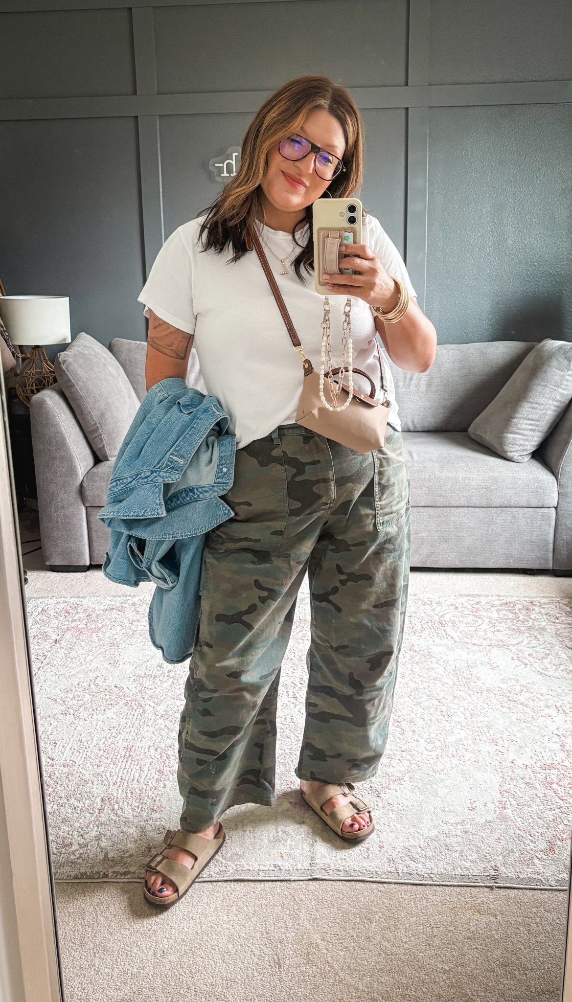 Ootd
Nuuds tee (L)
GAP camo barrel leg pants (16 reg)
Amazon Crossbody 
Birks
Denim shirt jacket 


#LTKMidsize #LTKSaleAlert #LTKOver40