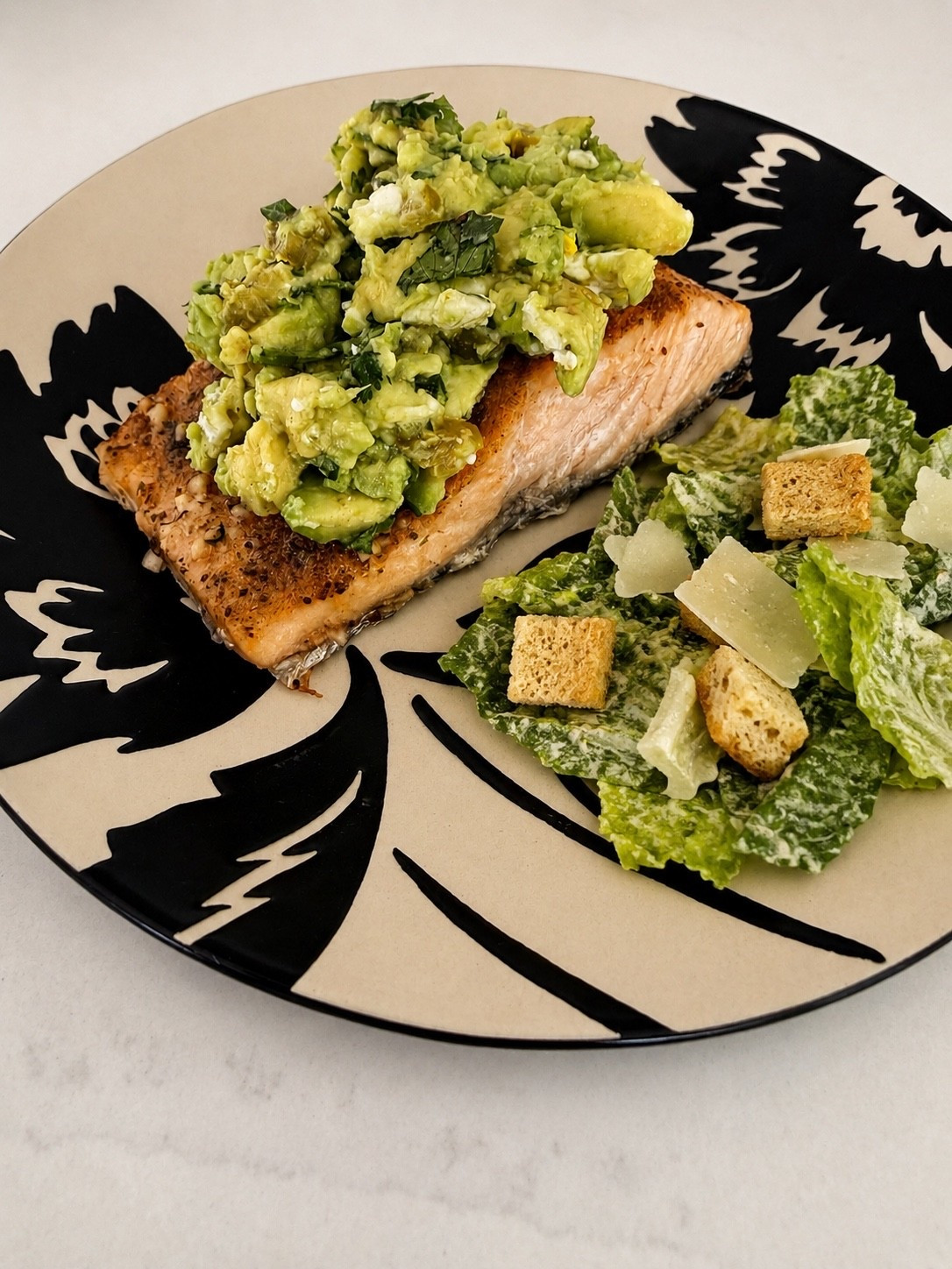 This avocado smash topping has been on repeat lately 🥑✨

The perfect fresh addition to salmon, grilled chicken, tacos, or even as a dip with chips.

Recipe:
• 1 avocado, cut into small cubes
• 2 oz feta
• 1/2 jalapeño, finely chopped
• 1/4 cup chopped cilantro
• 1/4 tsp cumin
• Juice of 1/2 lime
• Pinch of salt

Mix together gently and enjoy! Simple, fresh, and packed with flavor. 🤍

#LTKHome #LTKKitchen #EasyRecipes #HealthyMeals #SalmonRecipe #HomeChef #DinnerInspiration #KitchenFavorites #SimpleRecipes #FoodieFinds

#LTKfoodie