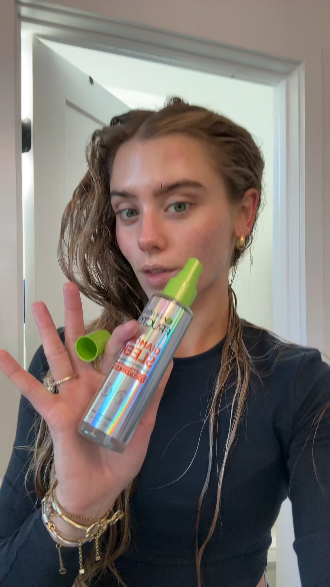 Garnier Fructis Diamond Sleek Hair Shine Spray, Frizz Control and Heat Protectant for Frizzy, Dry Hair, Formulated with Vegan Keratin Smoothing Complex and Argan Oil

#LTKgrwm #LTKFindsUnder50 #LTKBeauty