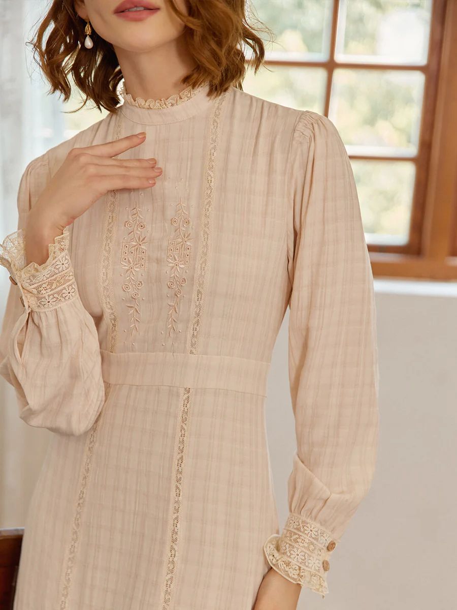 Bailey Lace Embroidery Midi Dress | SimpleRetro