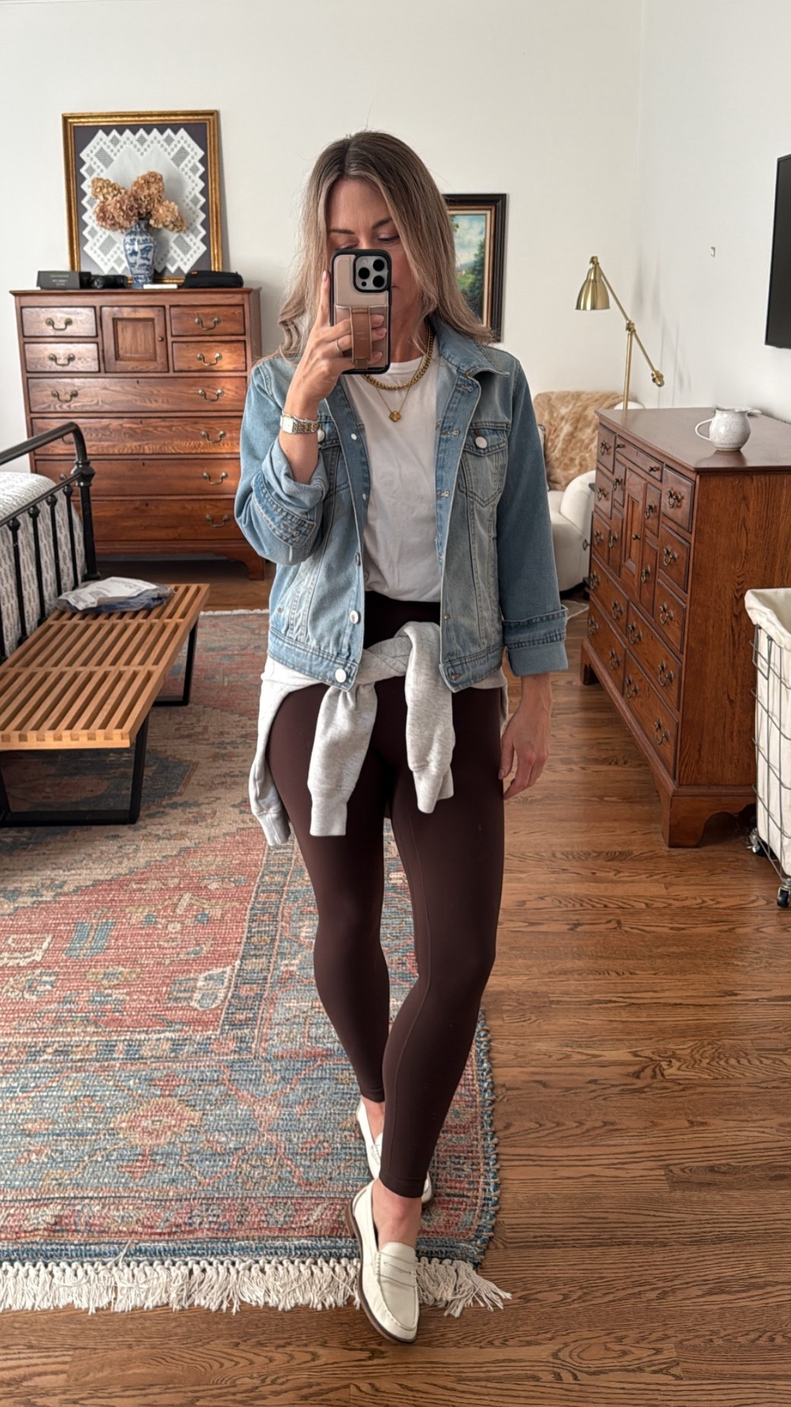 Cute outfit with brown leggings
Dance mom outfitt

#LTKmomlife #LTKdayinmylife #LTKgrwm