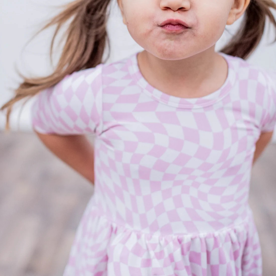 MID SLEEVE TWIRL- Pink Dizzy Check | millie + roo