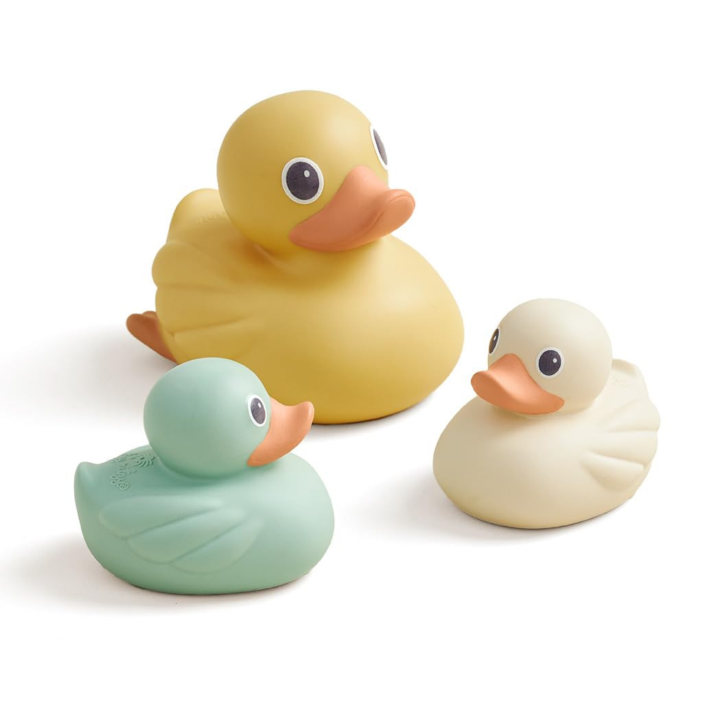 Itzy Ritzy Ducky Family - Set of 3 Duck Floating Bath Toys with Watertight Design (Duck) | Amazon (US)