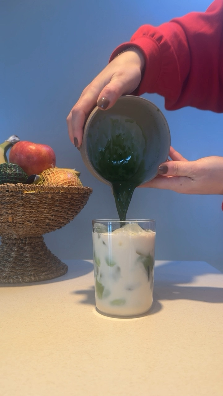 obsessed with matcha & all the benefits 🍵✨🧚

Here’s the matcha and starter kit I purchased! I’ve been using for a month and love it. 

People say to buy the organic ceremonial grade matcha for the highest quality. This one is delicious! The color of the matcha determines the quality. You want it to be a bright green not dark! 


#LTKSaleAlert #LTKU #LTKHome